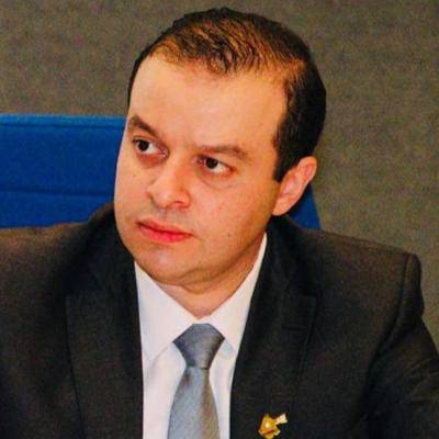 صناعة الأردن تطالب بإعادة النظر برسوم الطرود البريدية