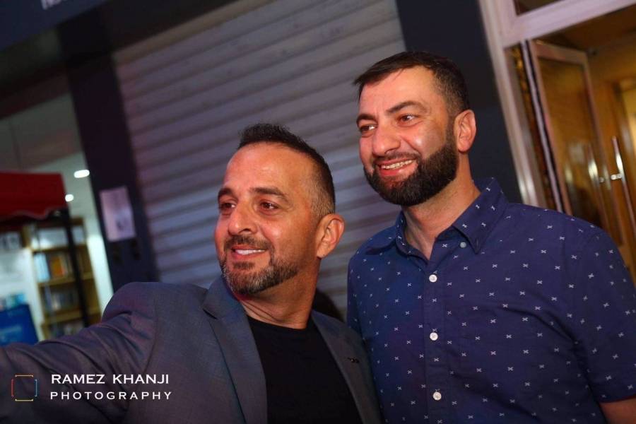 ميكرز يصمد أمام تداعيات كورونا ويتمسك بايديه العاملة .