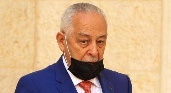 العيسوي ينقل تعازي جلالة الملك إلى النائب السابق موسى بركات الزواهره بوفاة والدته