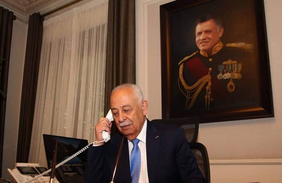 العيسوي ينقل تعازي الملك إلى آل ناصر الدين 