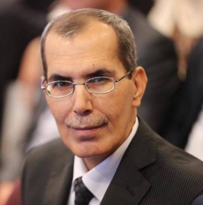 الجلاد يوجه الشكر لكوادر وزارة التربية والتعليم 