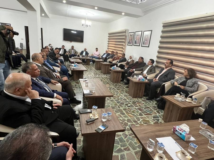 أعضاء حزب الميثاق من البادية الوسطى يقرون النظام الأساسي وينتخبون ممثليهم للمجلس المركزي