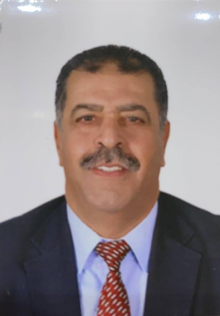 الدكتور محمد الكايد يحيل نفسه الى التقاعد