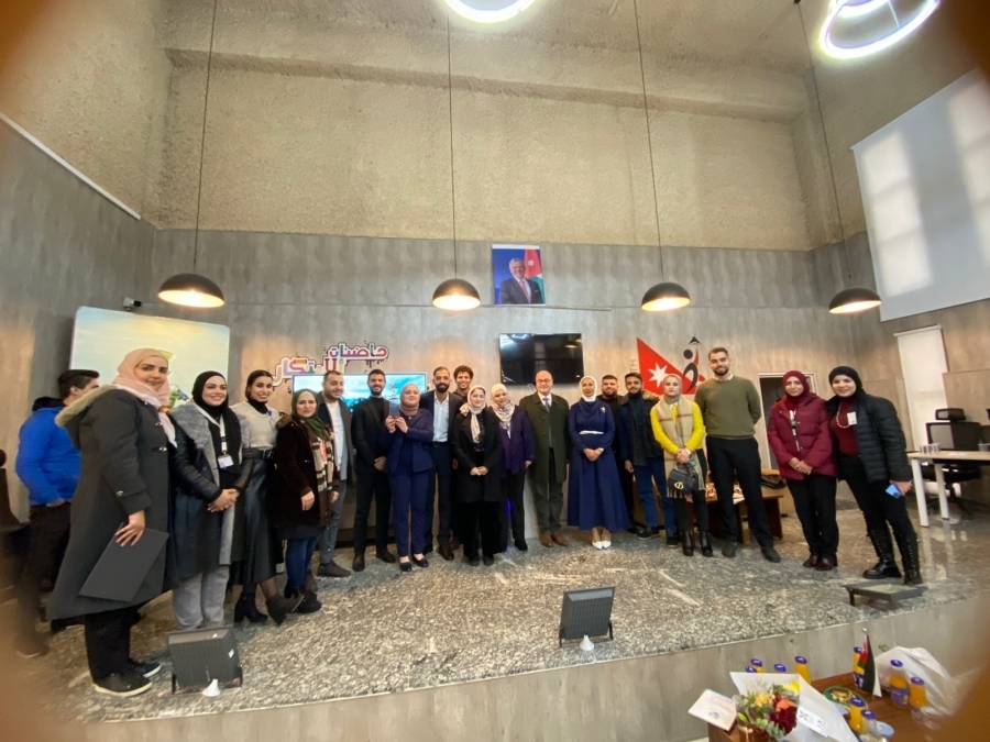 عقد مشروع الركن الشبابي الرابع لوزارة الشباب والمدعوم من منظمة اليونيسف