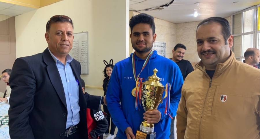 فريق شطرنج الأردن يحتفي بميلاد جلالة الملك.