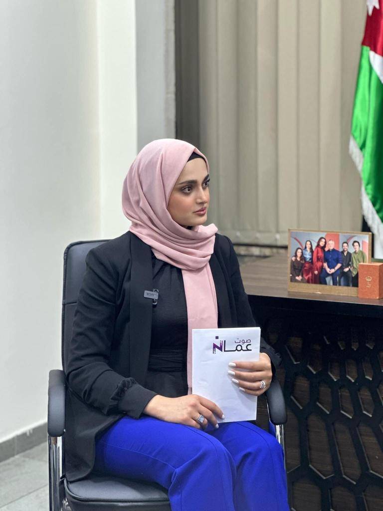 الإعلامية اريج الزعبي تحصل على مليون متابع على تطبيق التيك توك 