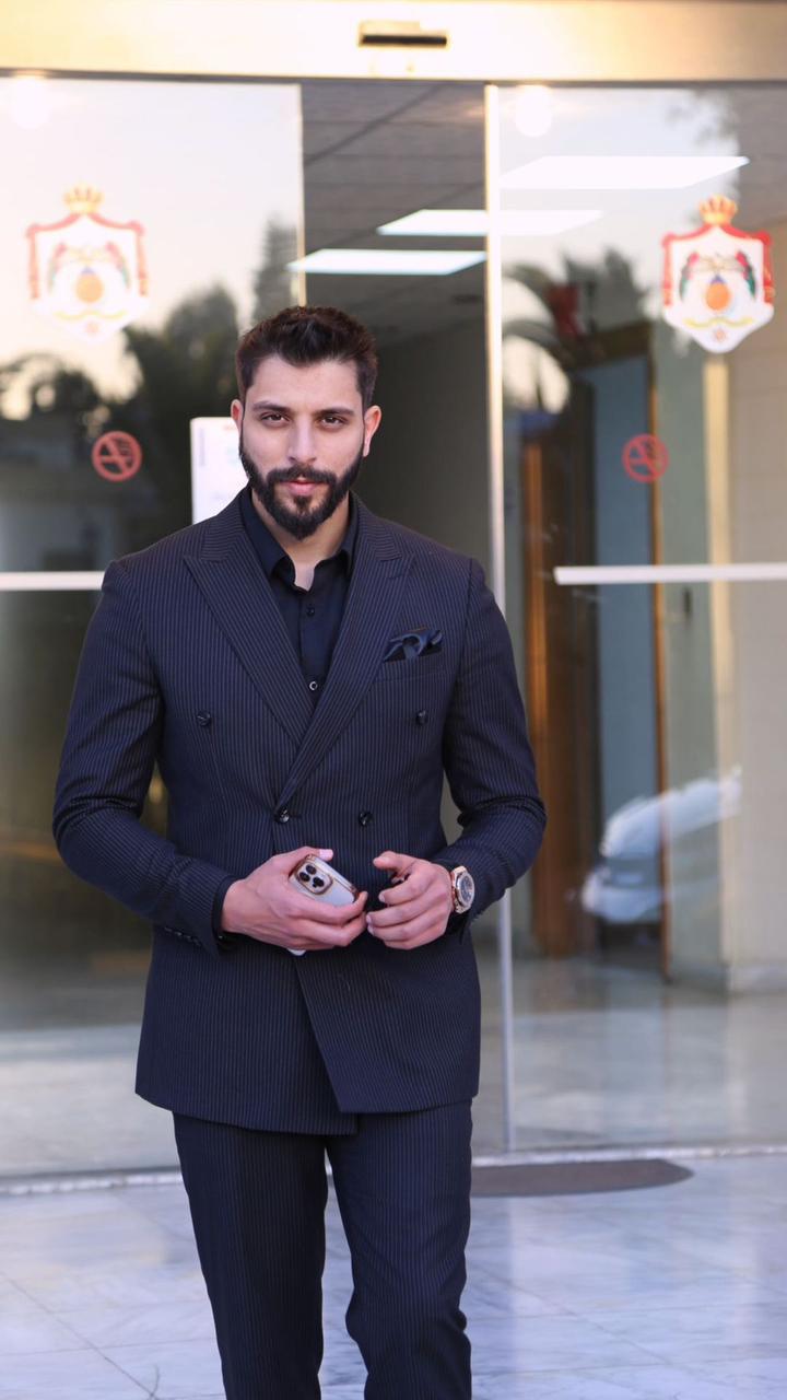  موقع صوت عمان يهنئ المذيع همام أبو دهاك في عيد ميلاده