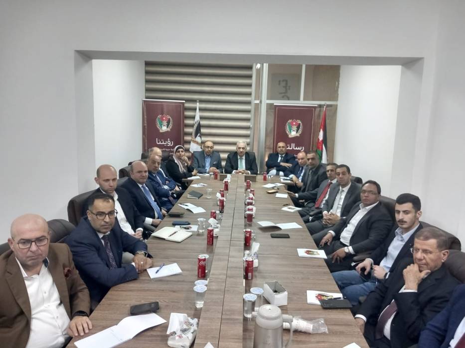 مركزي الميثاق الوطني يستمر في جلساته لإقرار استراتيجية الحزب العامة 