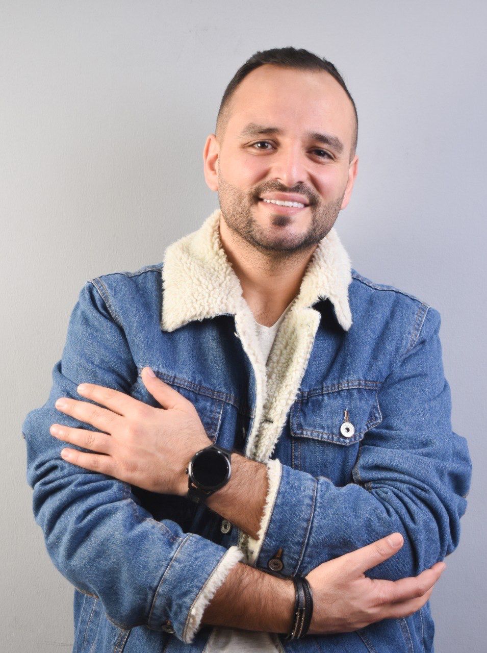 لهذا السبب.. اختار "مهرجان جرش" الفنان عيسى السقار نجماً لختام حفلاته؟