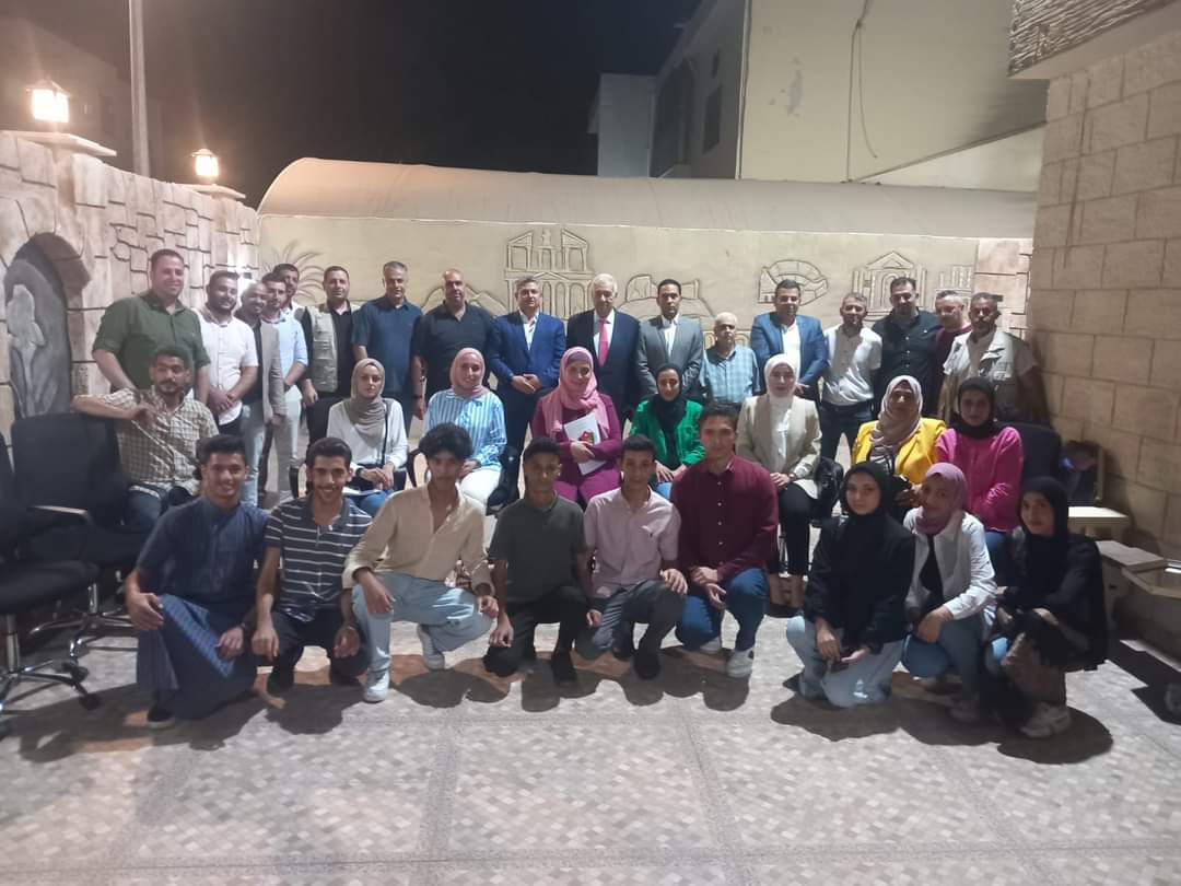 رئيس المجلس المركزي للميثاق يؤكد على أهمية التواصل الميداني مع أعضاء الحزب والمواطنين في مختلف المحافظات