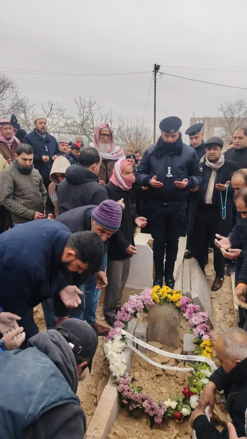 الأمن العام يودع أحد رجاله (صور)