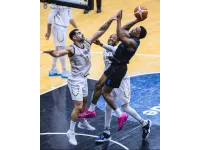 الفيصلي يعزز صدارته بفوزه على الجبيهة بدوري ممتاز السلة