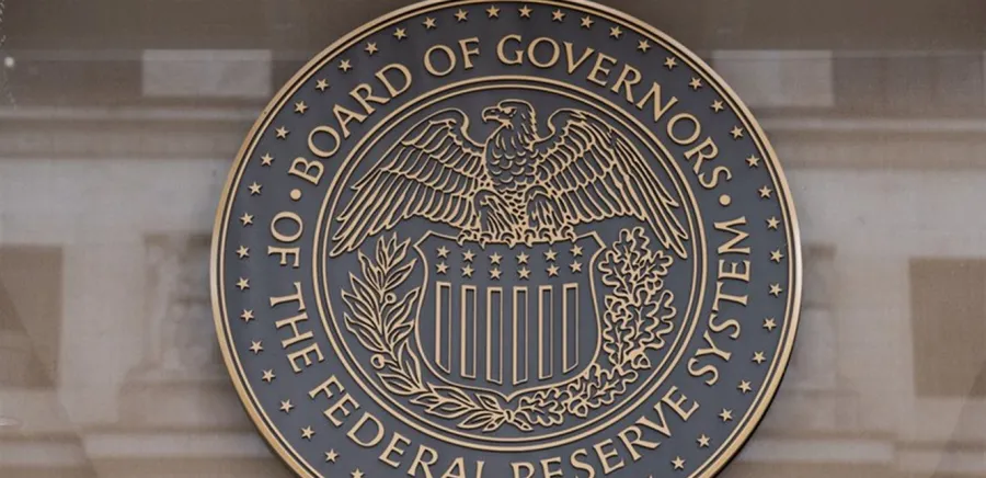 المركزي الامريكي يثبت معدلات الفائدة في اول اجتماع له خلال عام 2026