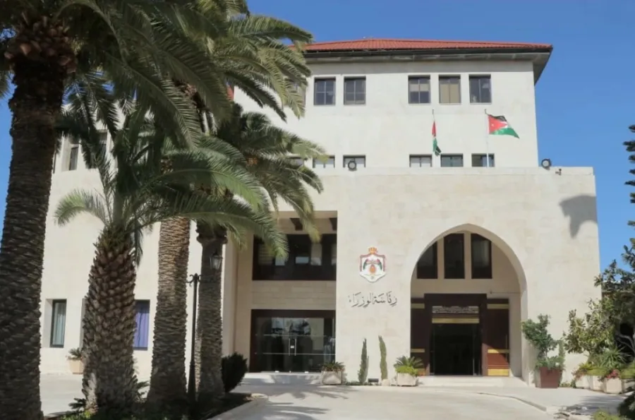 الأردن.. إحالات على التقاعد وتعيينات جديدة