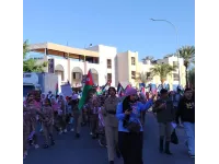 تربية العقبة تقود مسيرة وطنية رسمية تجسد الولاء