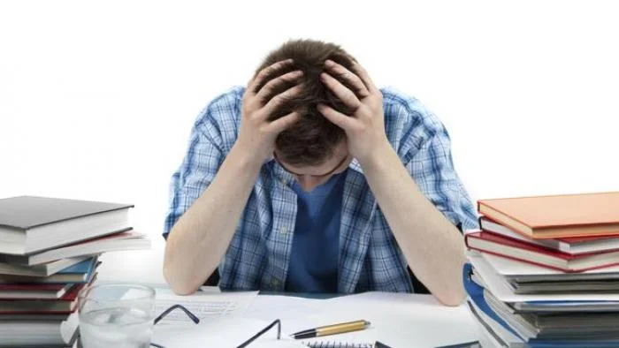 هل تُعَدُّ الامتحانات المدرسية عذرًا يبيح الإفطار في رمضان؟