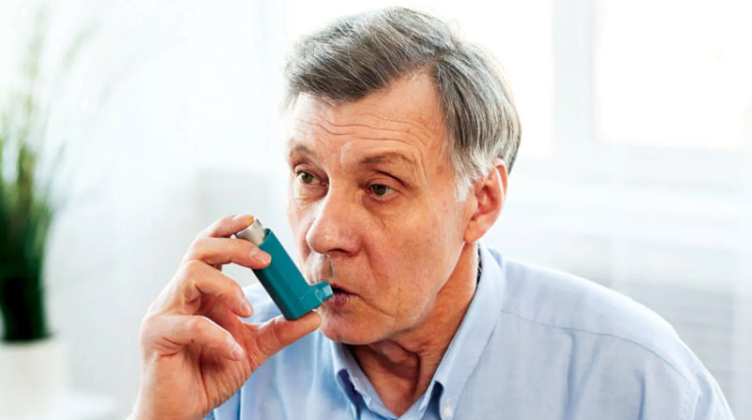 هل يفطر بخاخ الربو؟.. اكتشف حكم استعمال البخاخ في نهار رمضان