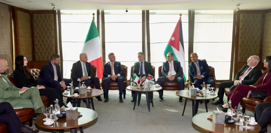 القضاة وابو غزالة يدعوان القطاع الخاص الإيطالي للمشاركة بمؤتمر  الأردن والاتحاد الأوروبي للاستثمار 