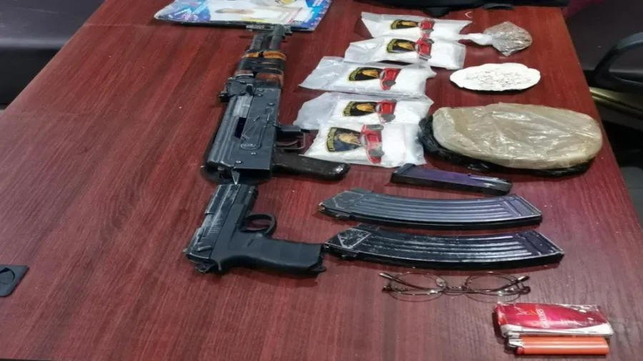 الجيش: إحباط محاولتي تهريب وضبط مخدرات وأسلحة