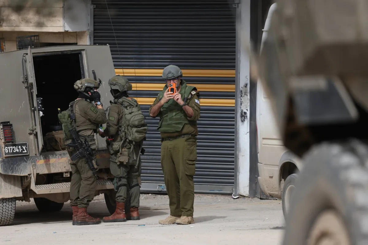 مصرع فتى فلسطينى بانفجار لغم فى الضفة الغربية