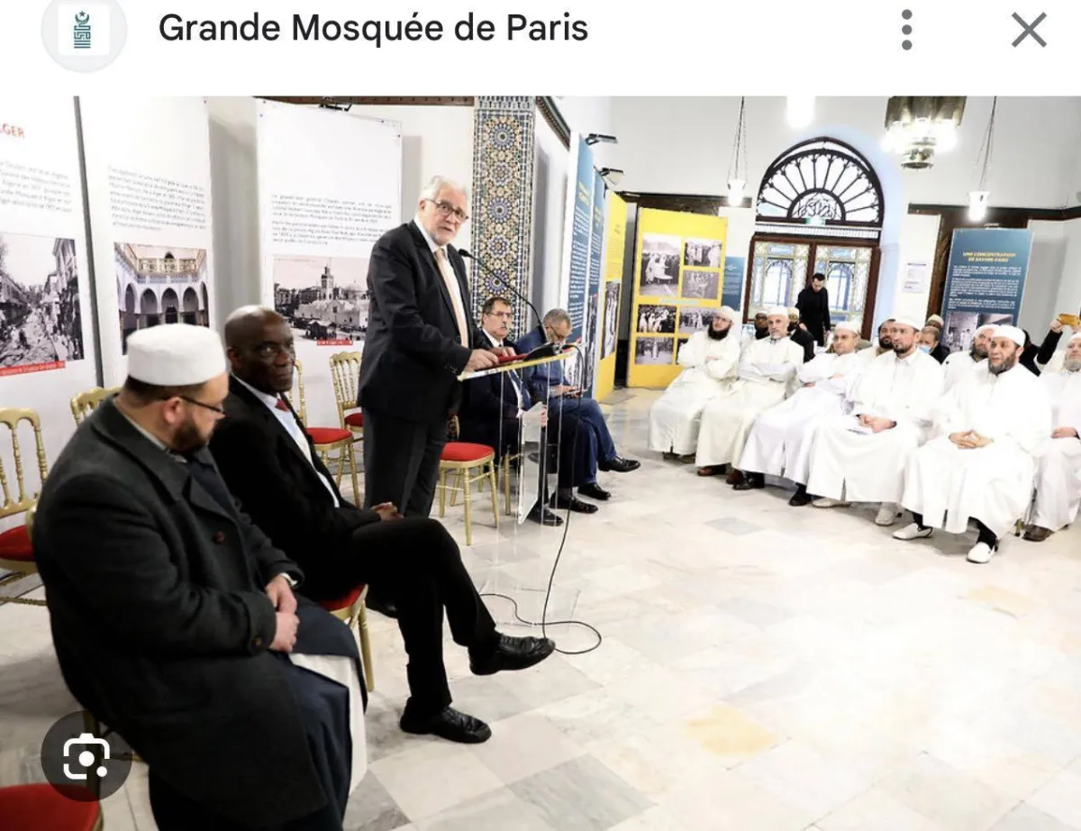 جدل في فرنسا بعد وصول أئمة جزائريين لصلاة التراويح