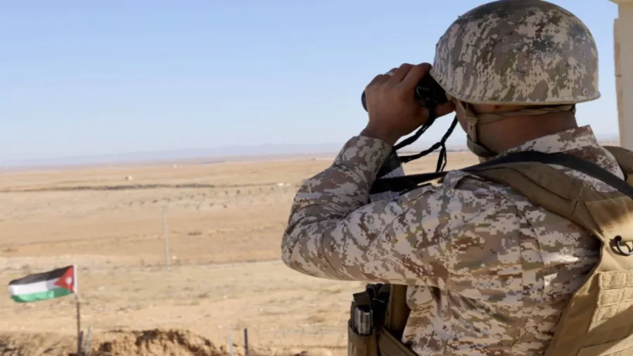 الجيش يعلن القبض على ثلاثة متسللين