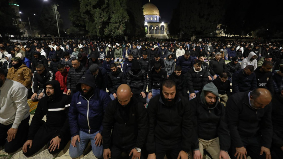 الاقصى يستقبل 60 الف مصل في صلاتي العشاء والتراويح